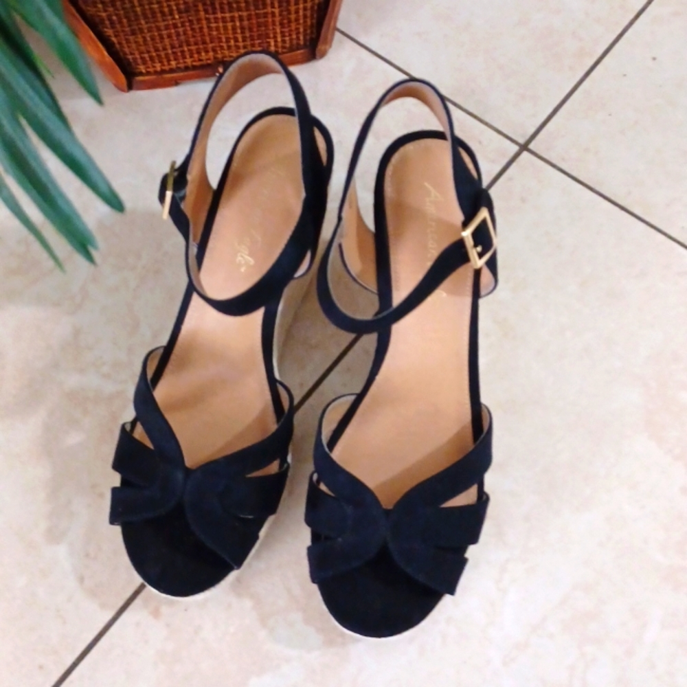 American Eagle Sinclair Espadrille Wedge Sandal Black Size 10